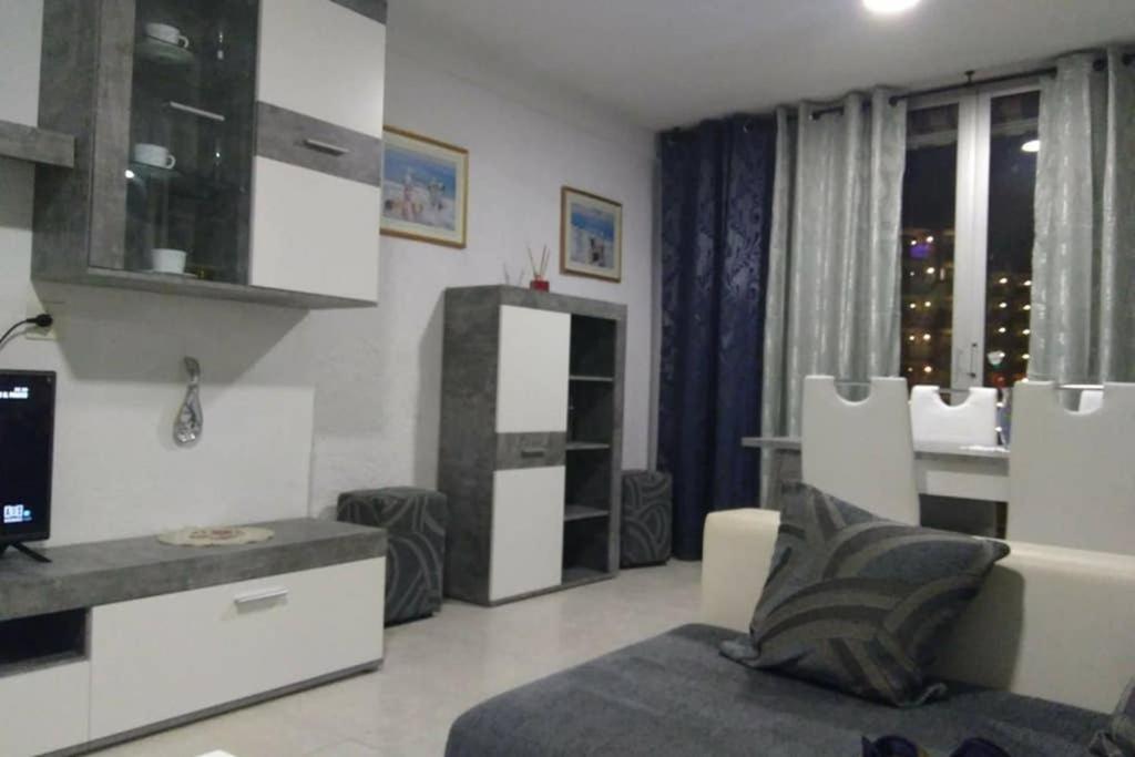 Moby Dick 6B Apartment Benidorm Bagian luar foto